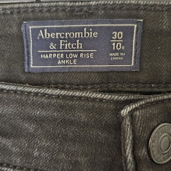Abercrombie And Fitch Harper Low Rise Ankle Jeans Size 30 - Picture 2 of 3